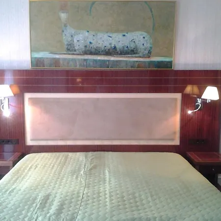 Hotel Aaa Mano Liza